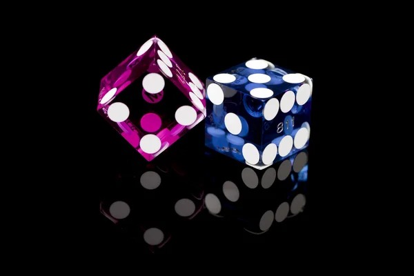 lunatogel login app interface showing live-dealer tables and sportsbook markets on mobile